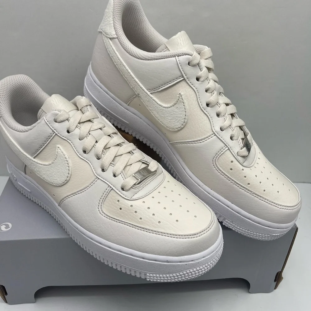 Nike W AIR FORCE 1'07 NEXT NATURE PHANTOM/PHANTOM-SAIL-WHITE Platform Sneakers